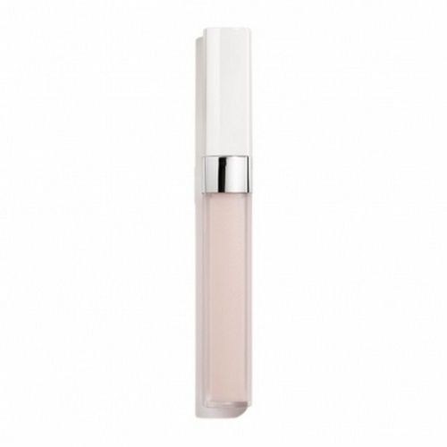 Chanel and its new Eye Shadow Base