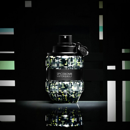 Digital art with the fragrance Spicebomb