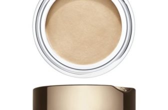 The latest satin eye shadow from Clarins